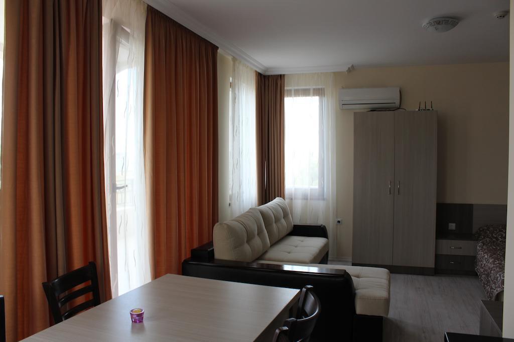 Brilliant Aparthotel Созополь Номер фото